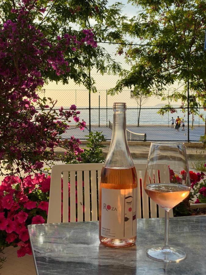 Hotel Bojko Vlorë エクステリア 写真
