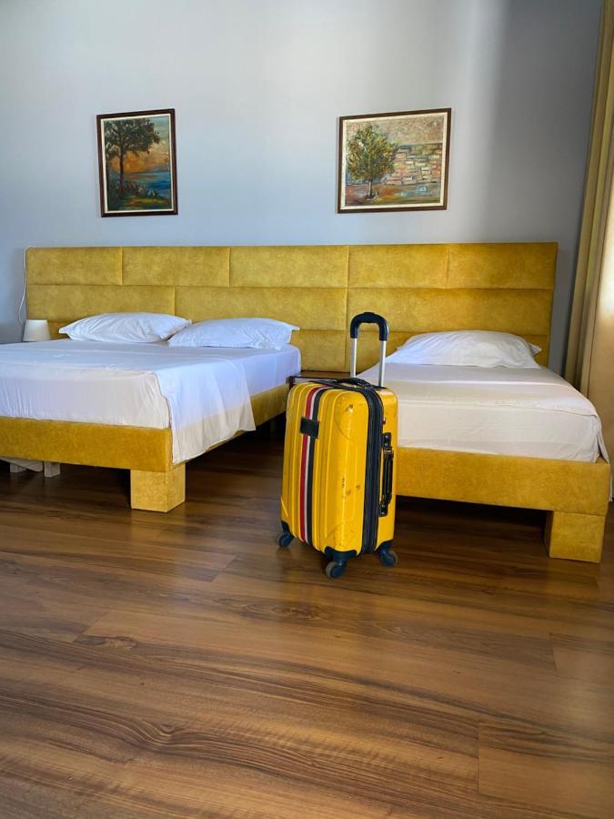 Hotel Bojko Vlorë エクステリア 写真