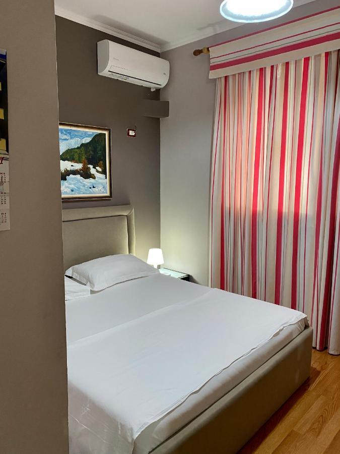 Hotel Bojko Vlorë エクステリア 写真