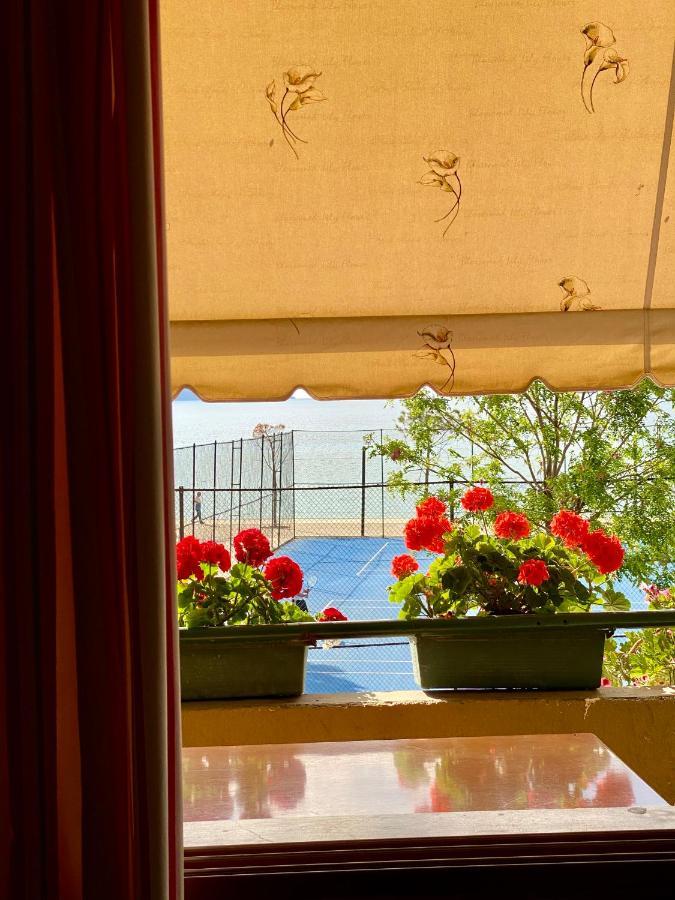 Hotel Bojko Vlorë エクステリア 写真