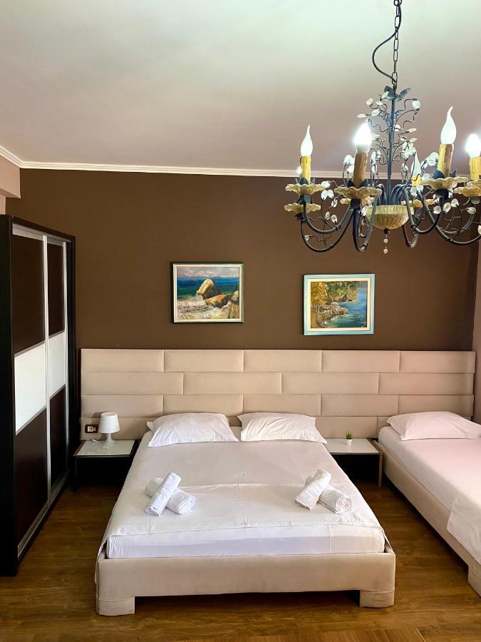 Hotel Bojko Vlorë エクステリア 写真